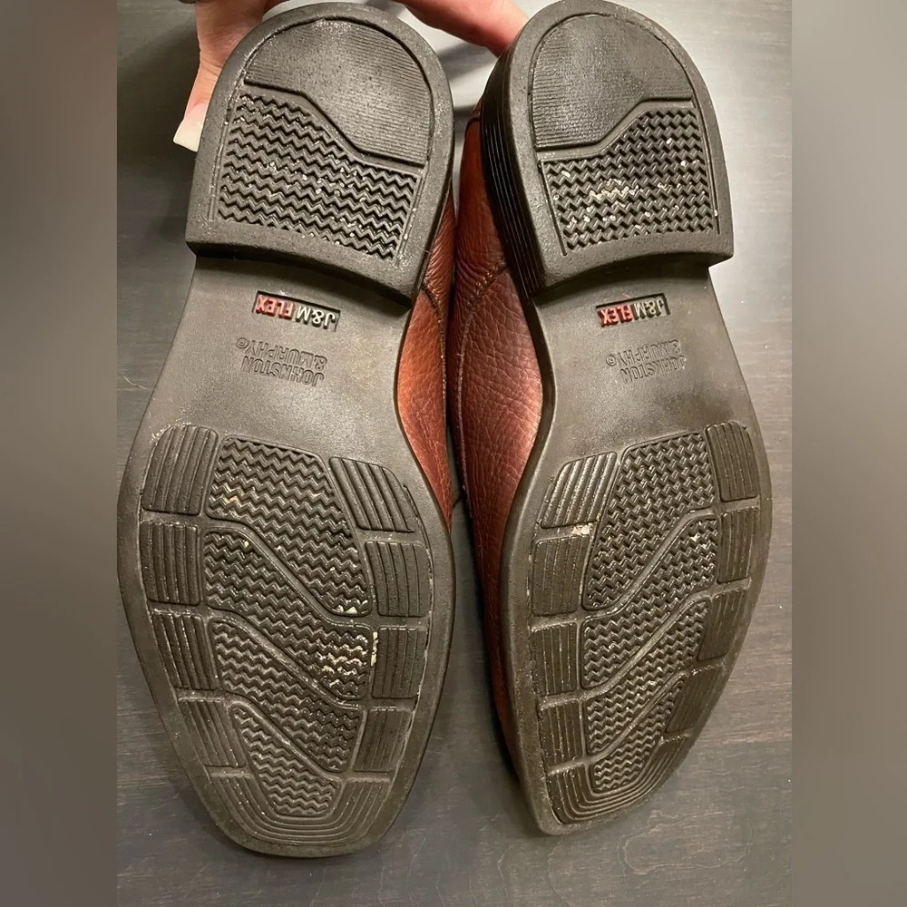 ✅JOHNSTON & MURPHY Excellent condition lace up Mens size 9.5 soft rich leather